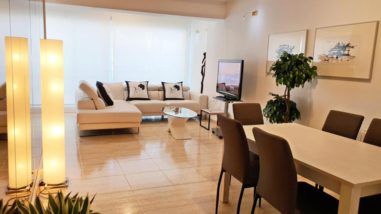 Neptuno 27 - Primera Linea De Playa Apartment