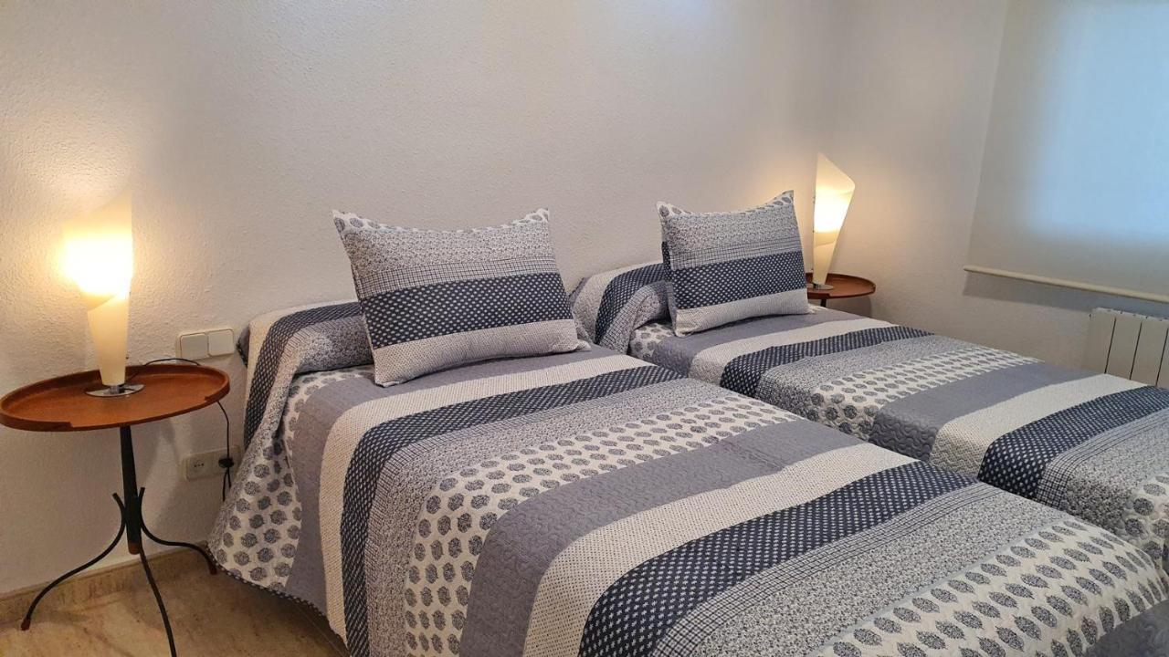 Neptuno 27 - Primera Linea De Playa Apartment *